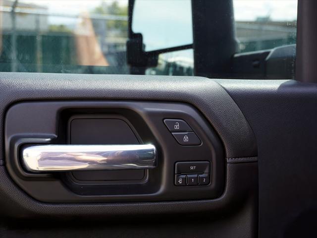 2022 Chevrolet Silverado 3500HD 4WD Crew Cab Standard Bed High Country