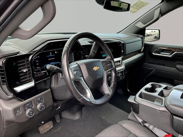 2022 Chevrolet Silverado 1500 4WD Crew Cab Short Bed LT with 2FL