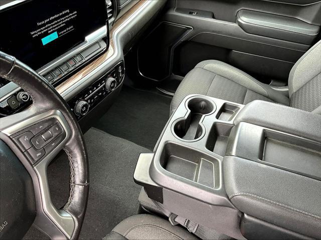 2022 Chevrolet Silverado 1500 4WD Crew Cab Short Bed LT with 2FL