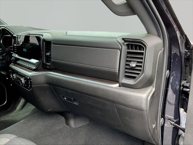 2022 Chevrolet Silverado 1500 4WD Crew Cab Short Bed LT with 2FL