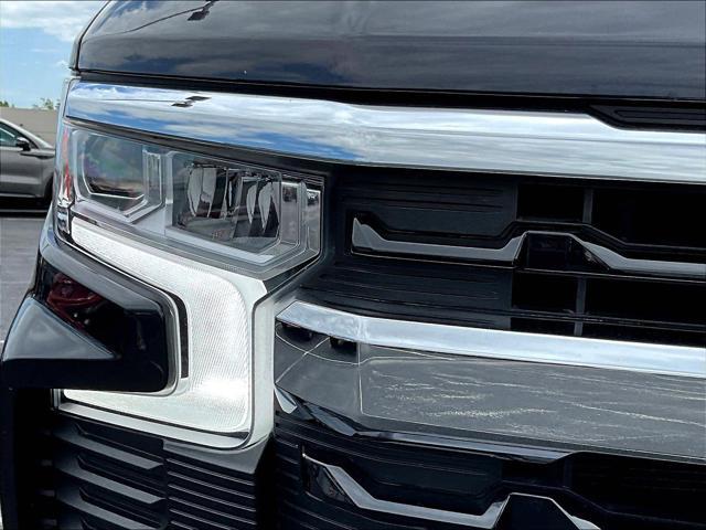 2022 Chevrolet Silverado 1500 4WD Crew Cab Short Bed LT with 2FL