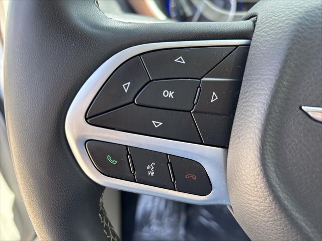 2024 Chrysler Voyager LX