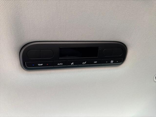 2026 Hyundai Palisade Blue SEL 8P