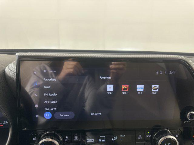 2023 Toyota Highlander Platinum