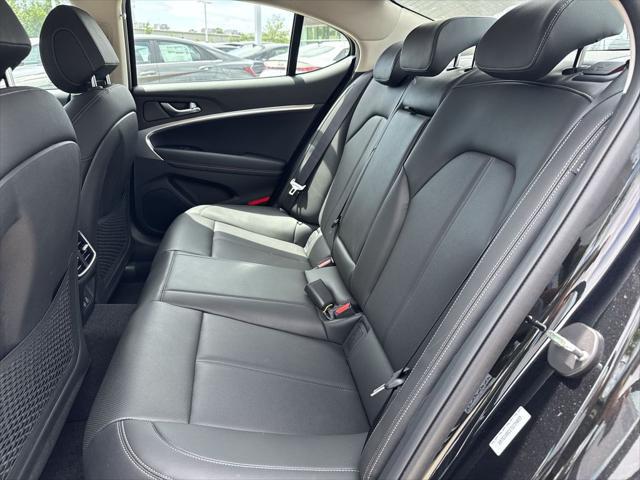 2026 Genesis G70 2.5T RWD