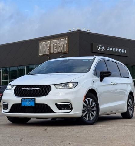 2024 Chrysler Pacifica Hybrid Select for sale in SILSBEE, TX