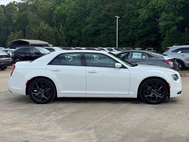 2023 Chrysler 300 300S