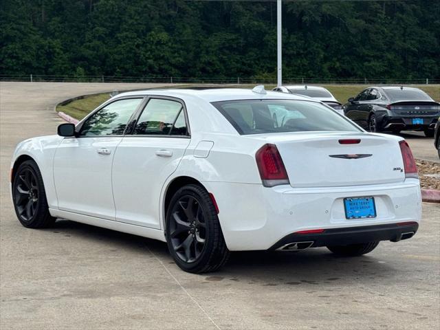 2023 Chrysler 300 300S