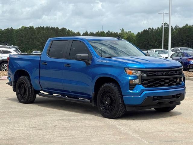 2024 Chevrolet Silverado 1500 4WD Crew Cab Short Bed Custom