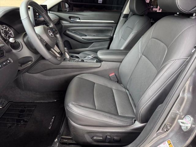 2023 Nissan Altima SL FWD