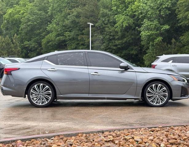 2023 Nissan Altima SL FWD