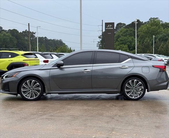 2023 Nissan Altima SL FWD