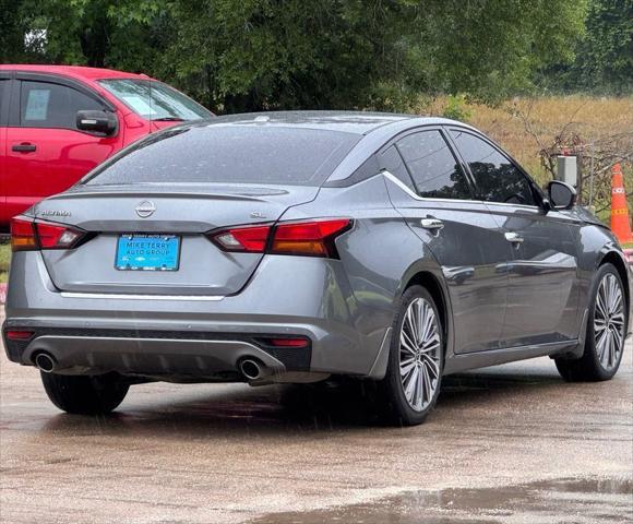 2023 Nissan Altima SL FWD