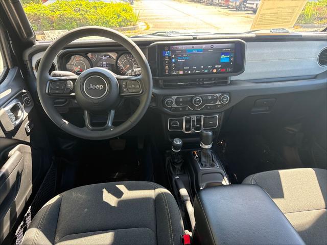 2025 Jeep Wrangler 4-Door Summit 4x4