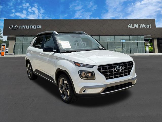 2026 Hyundai Venue SEL w/Two-Tone Roof