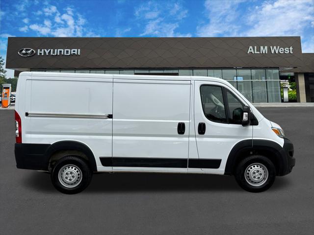 2025 Ram ProMaster 2500 Cargo Van Tradesman Low Roof 136" WB w/Pass Seat