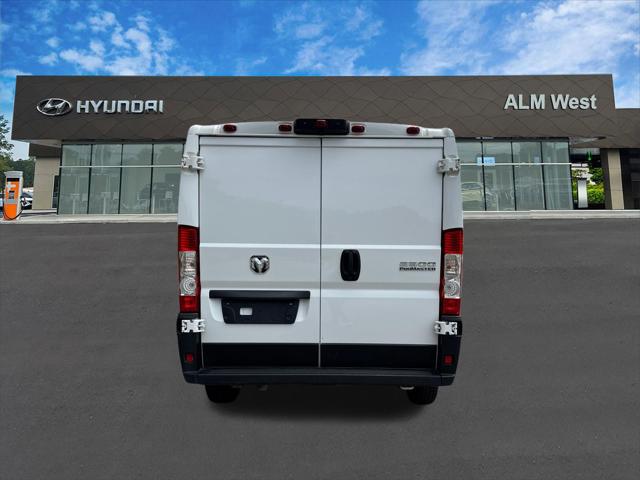 2025 Ram ProMaster 2500 Cargo Van Tradesman Low Roof 136" WB w/Pass Seat