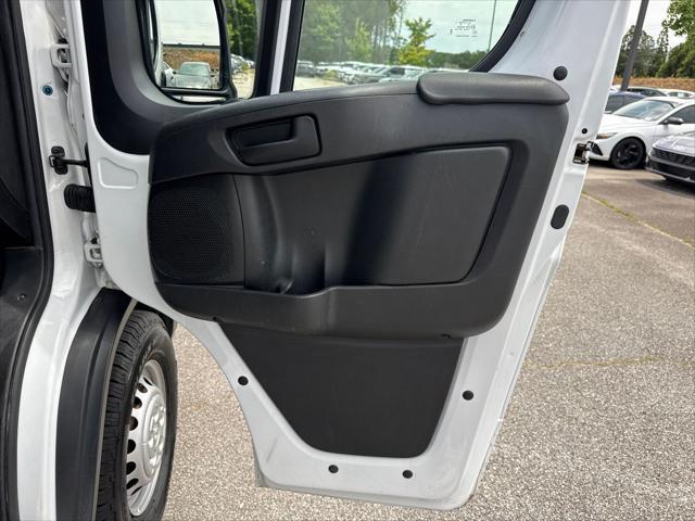 2025 Ram ProMaster 2500 Cargo Van Tradesman Low Roof 136" WB w/Pass Seat