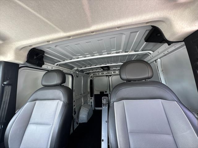2025 Ram ProMaster 2500 Cargo Van Tradesman Low Roof 136" WB w/Pass Seat