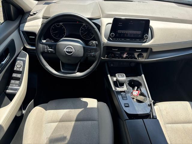 2025 Nissan Rogue SV FWD