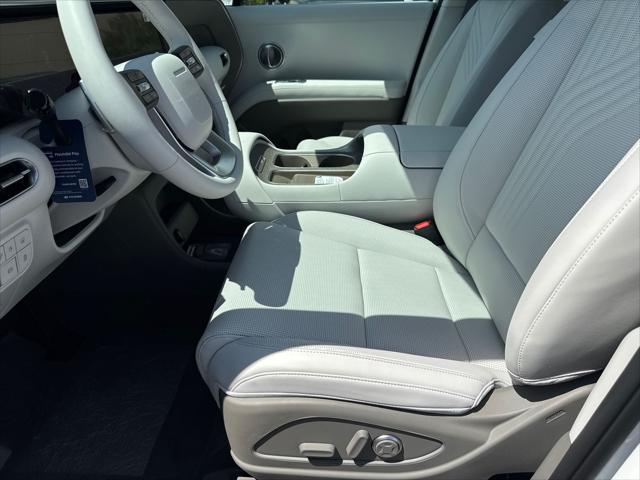 2026 Hyundai Palisade Blue SEL Premium 8P