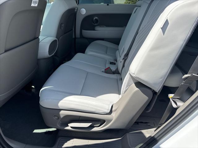 2026 Hyundai Palisade Blue SEL Premium 8P