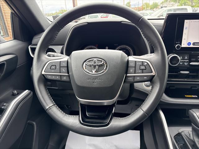 2025 Toyota Highlander XSE
