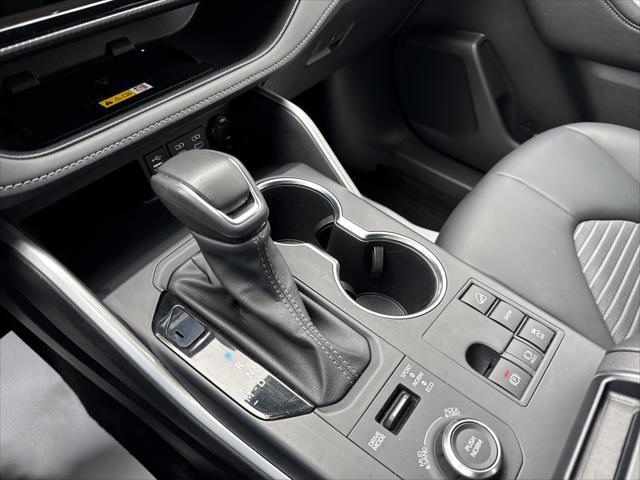 2025 Toyota Highlander XSE