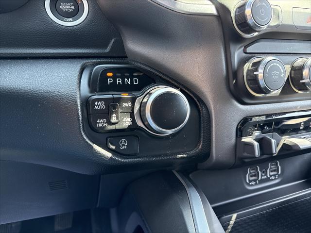 2021 Ram 1500 Big Horn Crew Cab 4x4 5'7" Box