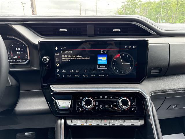 2023 GMC Sierra 1500 4WD Crew Cab Short Box Denali