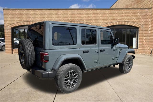 2026 Jeep Wrangler 4-Door Sahara 4x4