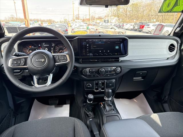 2026 Jeep Wrangler 4-Door Sahara 4x4