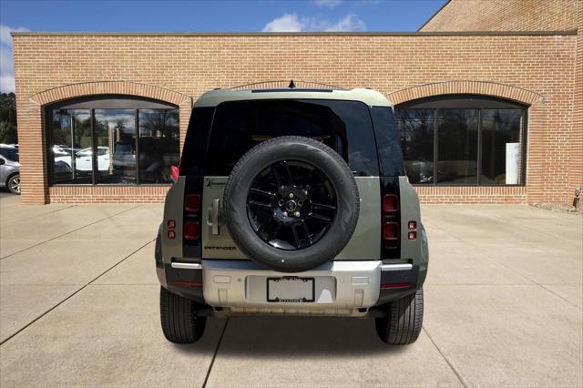 2025 Land Rover Defender 110 P300