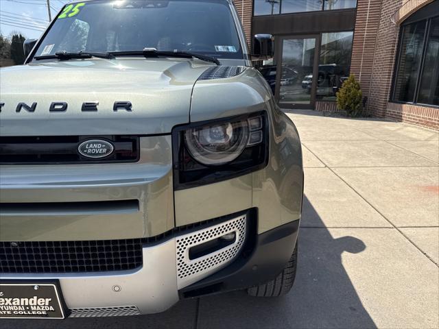 2025 Land Rover Defender 110 P300