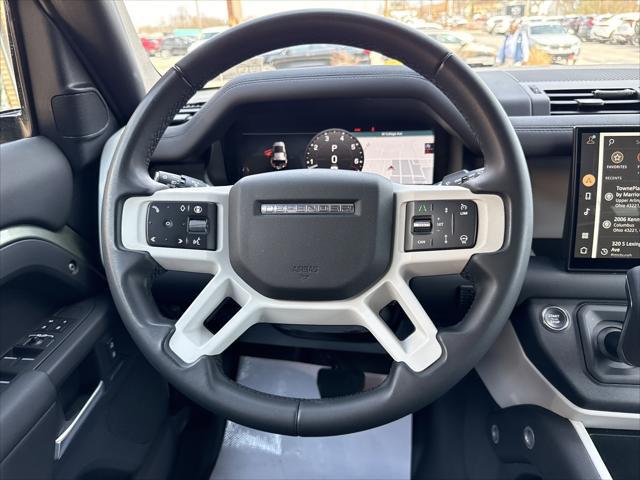 2025 Land Rover Defender 110 P300