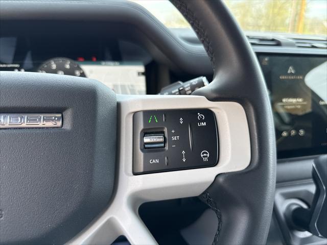 2025 Land Rover Defender 110 P300