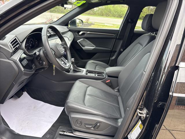 2025 Audi Q3 Premium 45 TFSI S line quattro Tiptronic