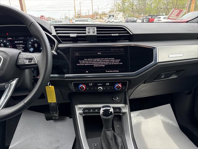 2025 Audi Q3 Premium 45 TFSI S line quattro Tiptronic