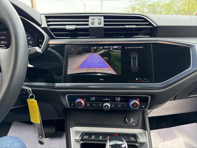 2025 Audi Q3 Premium 45 TFSI S line quattro Tiptronic