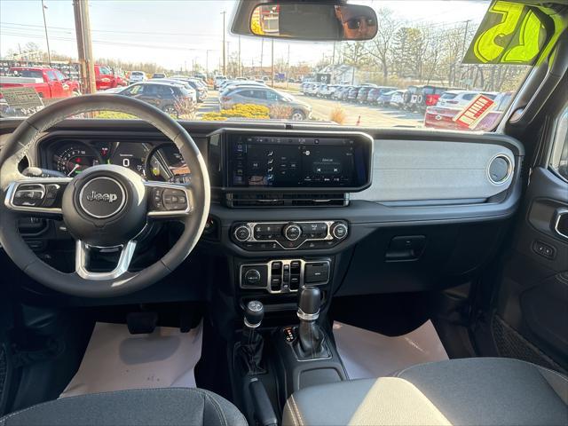 2025 Jeep Wrangler 4xe Sahara 4xe