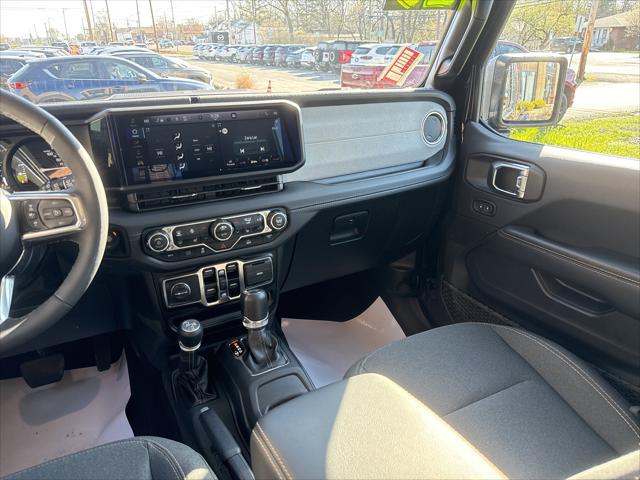 2025 Jeep Wrangler 4xe Sahara 4xe