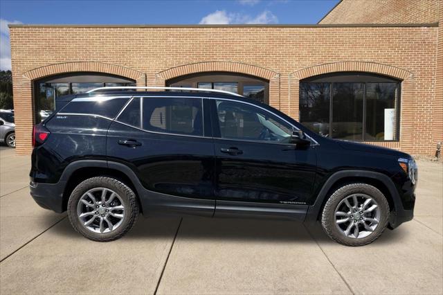 2024 GMC Terrain AWD SLT