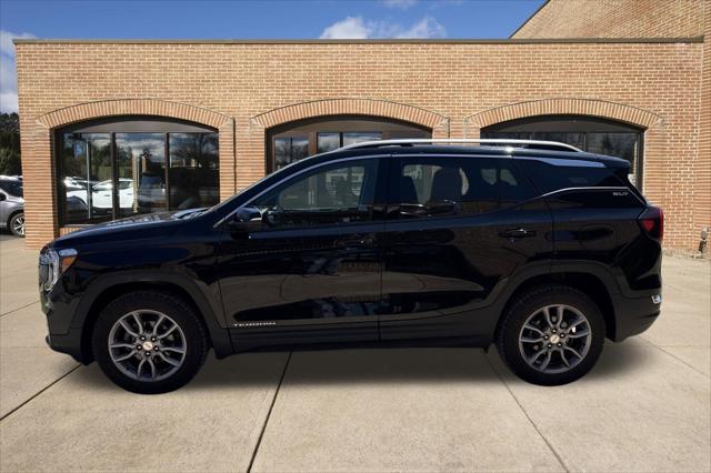 2024 GMC Terrain AWD SLT