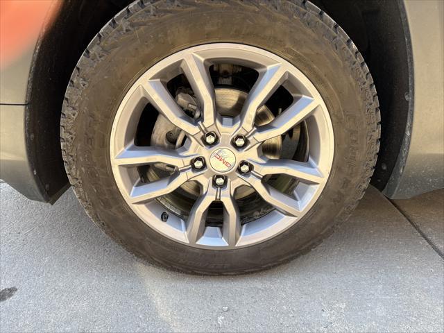 2024 GMC Terrain AWD SLT