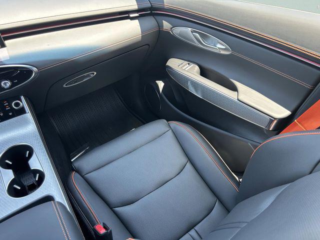 2026 Genesis GV70 2.5T Sport Prestige