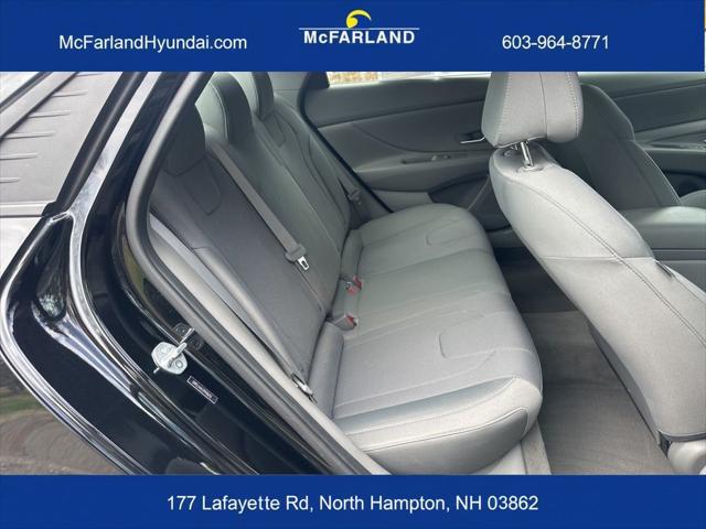 2023 Hyundai Elantra SE