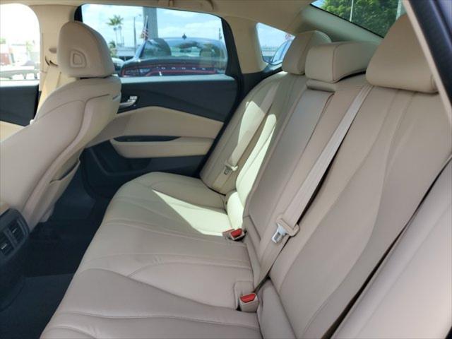 2023 Acura TLX Standard
