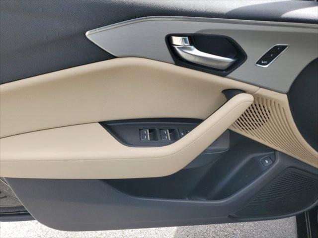 2023 Acura TLX Standard