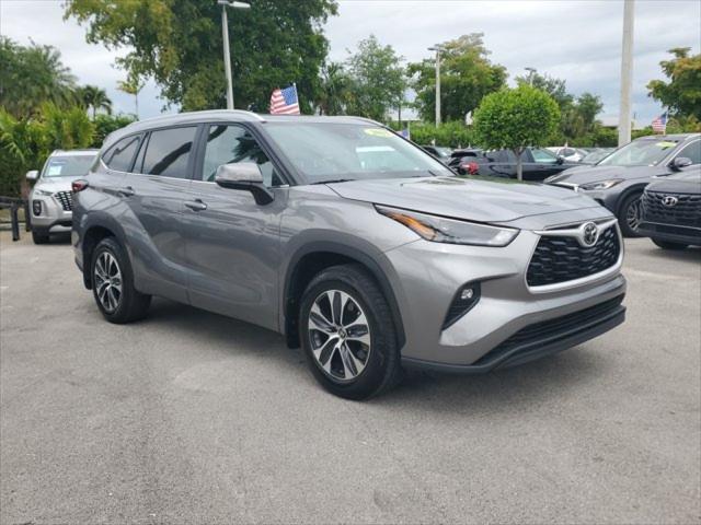 2025 Toyota Highlander XLE