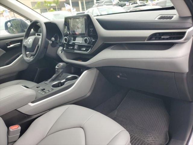 2025 Toyota Highlander XLE